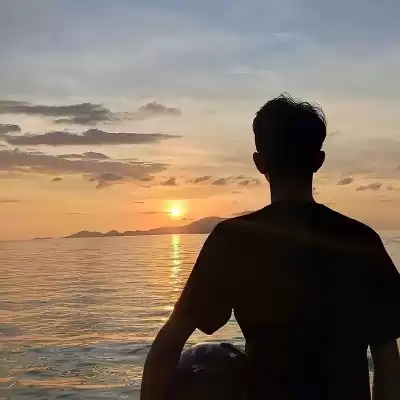 黄莉颖